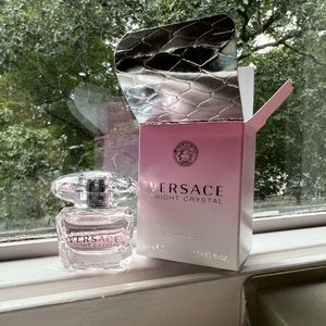 New never used .17 oz (5mL) Versace Bright Crystal